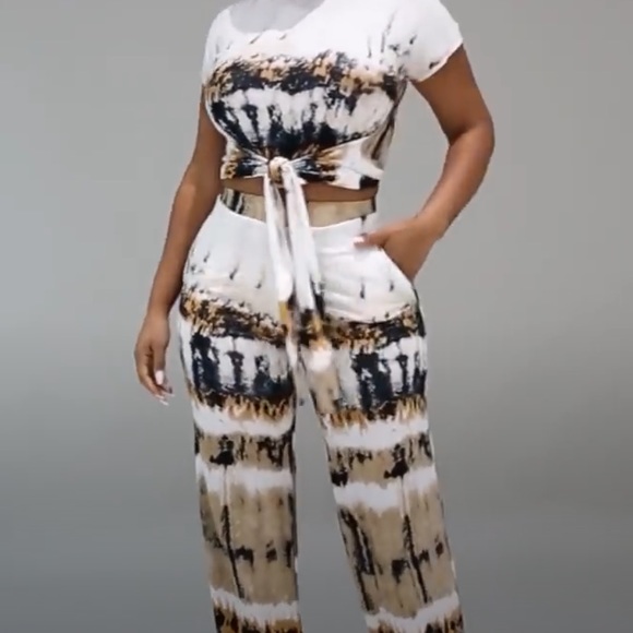 NWT Summer Two Piece Set - Hott!! - Picture 2 of 6